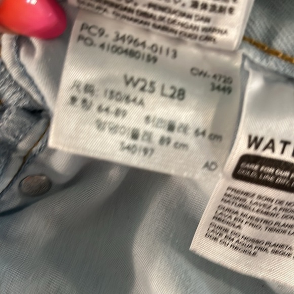 Levi’s Premium Wedgie Straight Jeans Light Blue Bleached Size 25 Button Fly - Picture 11 of 13